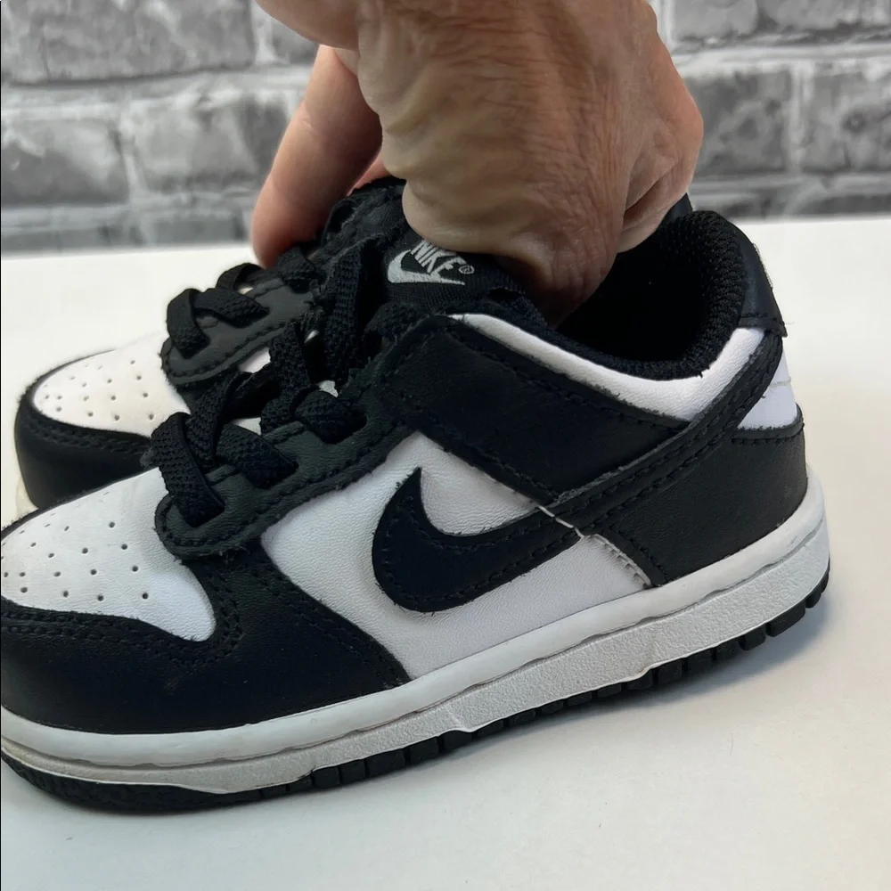 Nike classic sneakers